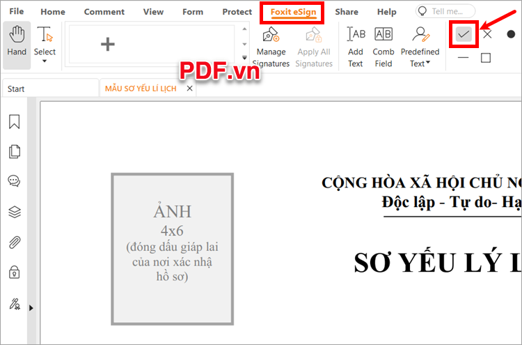 Chọn thẻ Foxit eSign sau đó nhấn biểu tượng dấu tick