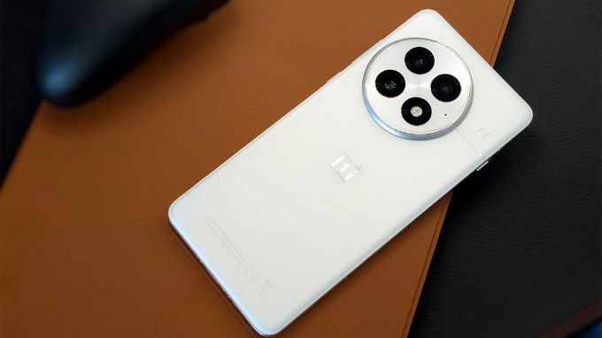 OnePlus 13